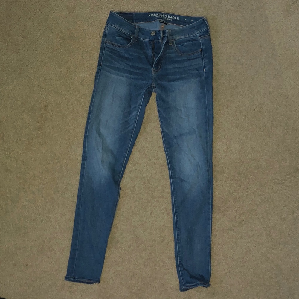 American Eagle Low-Rise Super Stretch Jeans